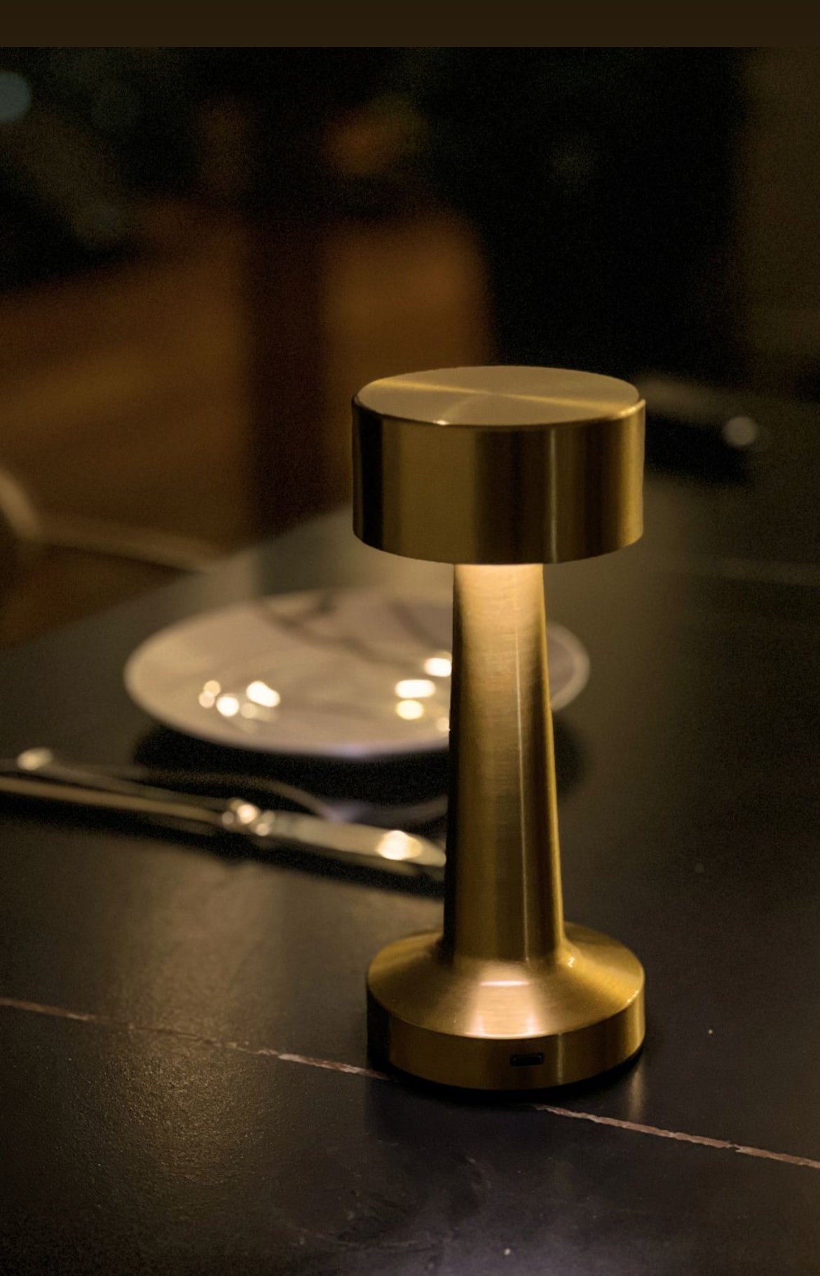 đ Metal LED Lamp â Rechargeable, Color-Changing & Ultra Stylish