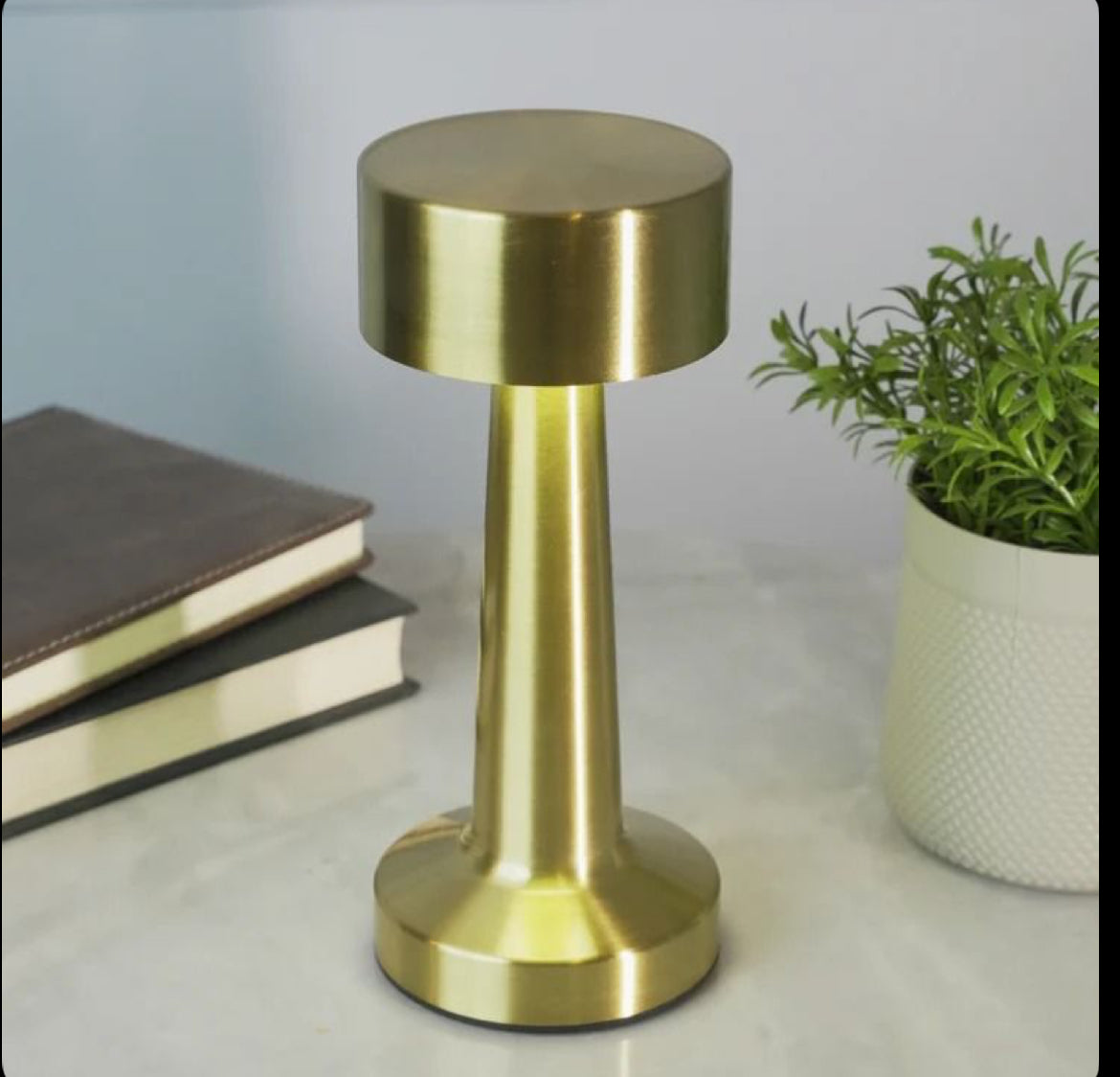đ Metal LED Lamp â Rechargeable, Color-Changing & Ultra Stylish