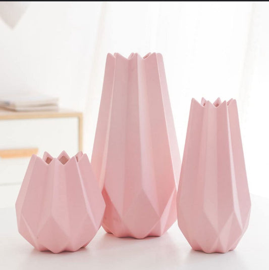 🌸 3-Piece Nordic Pink Geometric Ceramic Vase Set – Modern Elegance in Every Corner 🌸